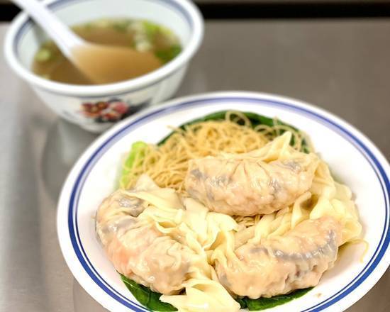 Dumpling Lo Mein 水餃撈麵